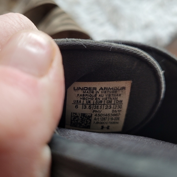 Under Armour Women's Sandals - Picture 7 of 7